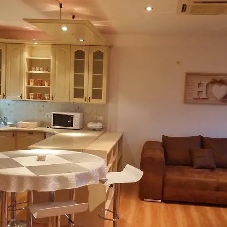Asztro Apartman