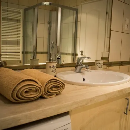Asztro Apartman Apartment